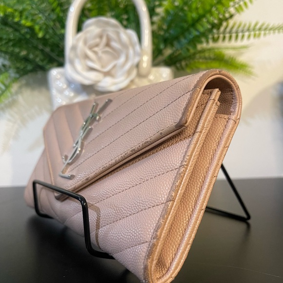 2018 Yves Saint Laurent Blush Pink Wallet - Picture 3 of 11